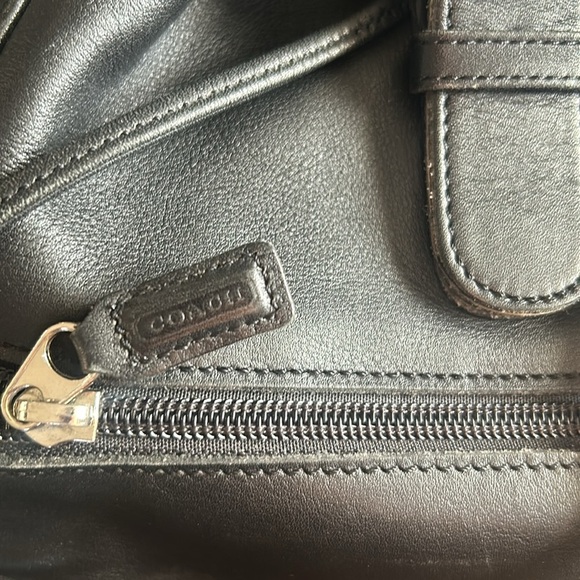 Vintage Coach 0529 Classic Black Leather Backpack - Picture 9 of 16